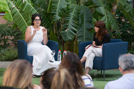 "Dialogando" con Clara Jiménez. Facultad de Ciencias de la Comunicación. Mayo de 2019