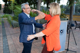 José Ángel Narváez y Adelaida de la Calle. Homenaje al personal jubilado o que cumple 25 años de servicio en la Universidad de Málaga. Jardín Botánico. Junio de 2019