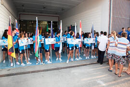 Abanderadas y abanderados. Momentos previos a la ceremonia de apertura del IX Campeonato de Europa Universitario de Fútbol Sala. Antequera. Julio de 2013