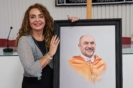 Macarena Parrado. Presentación del Retrato de Honor de D. Eugenio José Luque Domínguez. Facultad de Ciencias Económicas y Empresariales. Junio de 2025