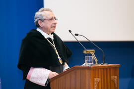 José Ángel Narváez. Investidura como Doctor "Honoris Causa" de Carlos Álvarez Rodríguez por la Facultad de Filosofía y Letras de la Universidad de Málaga. Paraninfo. Mayo de 2018
