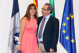 Encarnación Cañadas y José Ángel Narváez. Homenaje al personal que cumple 25 años de servicio en la UMA. Paraninfo. Junio 2016