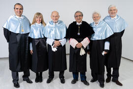 Retrato de grupo previo a la investidura de Miguel Sáenz Sagaseta y Brian Harris como Doctores "Honoris Causa" por la Facultad de Filosofía y Letras de la Universidad de Málaga. Edificio del Rectorado. Febrero de 2020