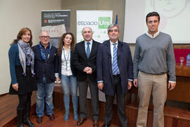 Foto de grupo. II Jornadas Uniworking: Emprendimiento, Creatividad e Innovación. Facultad de Ciencias Económicas y Empresariales. Diciembre de 2014