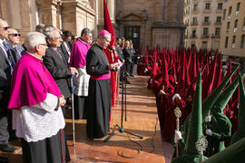 Jesús Catalá Ibáñez y José Ángel Narváez. Acto de la Hermandad de los Estudiantes en la Catedral. Plaza del Obispo, Málaga. Abril de 2019