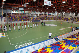 Salto a pista de los equipos. Partido Portugal contra Rusia. 14º Campeonato del Mundo Universitario de Fútbol Sala 2014 (FUTSAL). Antequera. Julio de 2014