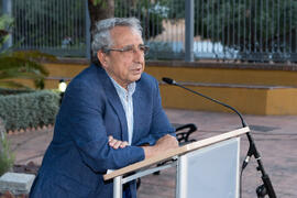 Intervención de José Ángel Narváez. Homenaje al personal jubilado o que cumple 25 años de servicio en la Universidad de Málaga. Jardín Botánico. Junio de 2019