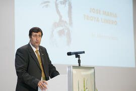 Ernesto Pimentel. Homenaje en recuerdo del profesor José María Troya. Salón de Actos de la Escuela Técnica Superior de Ingeniería Informática. Octubre de 2016