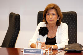 María Valpuesta en el homenaje al personal que cumple 25 años al servicio de la Universidad de Málaga y personal jubilado. Paraninfo. Julio de 2014