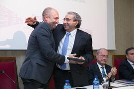 Eugenio José Luque y José Ángel Narváez en la clausura del 50 Aniversario de la Facultad de Económicas. Facultad de Ciencias Económicas y Empresariales. Marzo de 2016