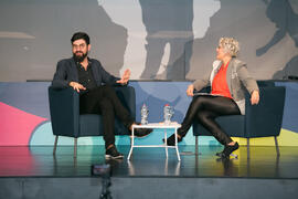Ana Belén Castillo "Dialogando" con Manu Sánchez. Complejo de Estudios Sociales y Comercio. Enero de 2018
