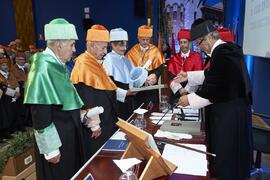 Investidura de Hermanfrid Schubart, Alejandro Portes y Luis Enrique de la Villa como Doctores "Honoris Causa" por la Universidad de Málaga. Paraninfo. Octubre de 2024
