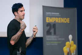 Conferencia de Josef Ajram "¿Dónde está el límite?". Seminario "Emprende 21". Paraninfo. Noviembre de 2017