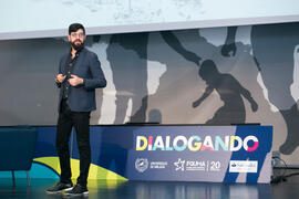 Conferencia "Dialogando" con Manu Sánchez. Complejo de Estudios Sociales y Comercio. Enero de 2018