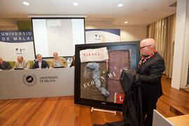 Presentación del logotipo y cartel conmemorativos del 50 Aniversario de la Facultad de Ciencias Económicas y Empresariales. Rectorado. Junio de 2014