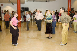 Taller de Bailes de Salón. 2º Congreso Internacional de Actividad Físico-Deportiva para Mayores de la Universidad de Málaga. Palacio de Ferias y Congresos de Málaga. Marzo de 2007