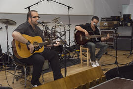 Presentación de videoclip y concierto del taller "1+1 Fusión Cultural Atalaya, 2ª Fase" por la Universidad de Málaga. Paraninfo. Abril de 2010