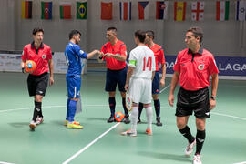 Capitanes y árbitros. Partido Bielorrusia contra Azerbaiyán. 14º Campeonato del Mundo Universitario de Fútbol Sala 2014 (FUTSAL). Antequera. Julio de 2014