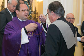 Entrega de medallas de la Cofradía de los Estudiantes. Misa de Lunes Santo. Iglesia de San Agustín. Abril de 2019