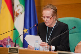 María Victoria Atencia en su homenaje. Edificio del Rectorado. Diciembre de 2014