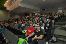 Asistentes al panel de expertos del 4º Congreso Internacional de Actividad Físico-Deportiva para Mayores. Escuela Técnica Superior de Ingeniería Informática y Telecomunicaciones. Marzo de 2011