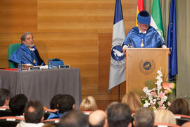 Antonio Luque en su investidura como Doctor "Honoris Causa" por la Facultad de Ciencias de la Universidad de Málaga. Edificio del Rectorado. Octubre de 2016