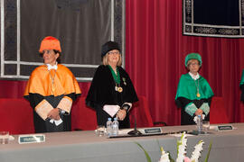 Investidura como Doctor "Honoris Causa" de D. Humberto Maturana Romesín y D. José Gimeno Sacristán por la Universidad de Málaga. Facultad de Derecho. Noviembre de 2010