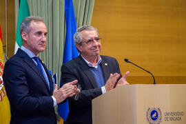Miguel Porras y José Ángel Narváez en la Toma de Posesión de los nuevos catedráticos de la Universidad de Málaga. Edificio del Rectorado. Febrero de 2018