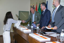 Entrega de uno de los premios del VIII Reto Gestalentum. Facultad de Ciencias Económicas y Empresariales. Junio de 2018