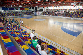 Pista de fútbol sala. Partido clasificatorio entre Club Deportivo UMA Antequera y Universidad de Géneve de Suiza. IX Campeonato de Europa Universitario de Fútbol Sala. Antequera. Julio de 2013
