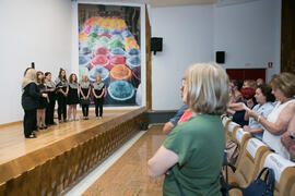 Coro Oficial de la UMA. Graduación y clausura del curso del Aula de Mayores de la Universidad de Málaga. Paraninfo. Junio de 2017