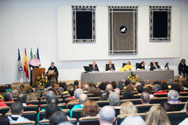 José Miguel Rodríguez Santos expone la Lección Inaugural en la Apertura del Curso Académico 2015/2016 de la Universidad de Málaga. Paraninfo. Septiembre de 2015