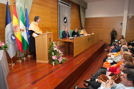 Enrique Navarro Jurado en la investidura como Doctor "Honoris Causa" de Manuel Molina Lozano por la Facultad de Turismo de la Universidad de Málaga. Rectorado. Abril 2016