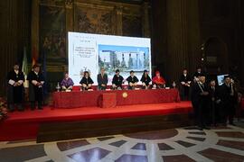Mesa presidencial. Apertura del Curso Académico 2022/2023 de la Universidad de Sevilla y entrega de su medalla de oro a la Universidad de Málaga. Iglesia de la Anunciación, Sevilla. Septiembre de 2022