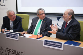 Intervención de Luis Eduardo González. XI Reunión Anual de Vicerrectores de Administración y Finanzas. Edificio del Rectorado. Septiembre de 2015