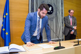Toma de Posesión de Eugenio Olmedo Peralta como nuevo Director de Secretariado de Enseñanzas de Grado de la Universidad de Málaga. Edificio del Rectorado. Febrero de 2018