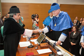 Investidura como Doctor "Honoris Causa" de Hans-Dieter Wienberg por la Facultad de Ciencias de la Universidad de Málaga. Rectorado. Mayo de 2016