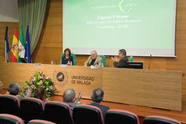 Encuentros con Cultura: Eugenio Chicano. Edificio del Rectorado. Noviembre de 2011