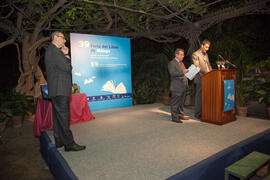 "La Noche del Libro", pregón inaugural de la 39ª Feria del Libro de Málaga. Jardín Botánico-Histórico "La Concepción". Abril de 2009