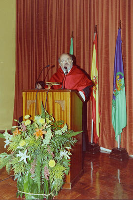 Apertura del Curso Académico 1999/2000 de la Universidad de Málaga. Paraninfo. Octubre de 1999