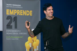 Conferencia de Josef Ajram "¿Dónde está el límite?". Seminario "Emprende 21". Paraninfo. Noviembre de 2017