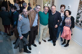 Foto de grupo tras  la inauguración de la exposición "Paisajes Andaluces", de Eugenio Chicano. Museo del Patrimonio Municipal. Diciembre de 2016