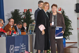 Entrega de la insignia al mérito en el trabajo. Acto Conmemorativo de los 40 años de la Universidad de Málaga. Escuela Técnica Superior de Ingeniería Informática. Diciembre de 2012