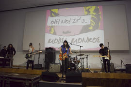 Presentación de videoclip y concierto del taller "1+1 Fusión Cultural Atalaya, 2ª Fase" por la Universidad de Málaga. Paraninfo. Abril de 2010