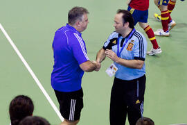 Saludo final. Partido España contra Eslovaquia. 14º Campeonato del Mundo Universitario de Fútbol Sala 2014 (FUTSAL). Antequera. Julio de 2014