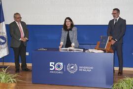 Toma de posesión de Alicia Rivera Ramírez como catedrática del Área de Biología Celular de la Universidad de Málaga. Toma de posesión de nuevos catedráticos y profesores titulares de la Universidad de Málaga. Paraninfo. Noviembre de 2023