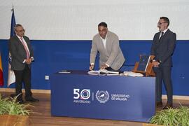 Toma de posesión de Antonio Manuel Ciruela Lorenzo como profesor titular del Área de Organización de Empresas de la Universidad de Málaga. Toma de posesión de nuevos catedráticos y profesores titulares de la Universidad de Málaga. Paraninfo. Noviembre de 2023