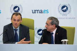 Pedro Duque y José Ángel Narváez. Consejo de Gobierno extraordinario de la Universidad de Málaga. Edificio del Rectorado. Junio de 2018