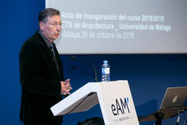 Luis Machuca Santa Cruz. Inauguración del curso 2018-2019 de la Escuela Técnica Superior de Arquitectura de la Universidad de Málaga. Paraninfo. Octubre de 2018