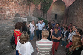 Visita nocturna tematizada a la Alcazaba. Olimpiada Española de Economía, Fase Nacional. Alcazaba de Málaga. Junio de 2015